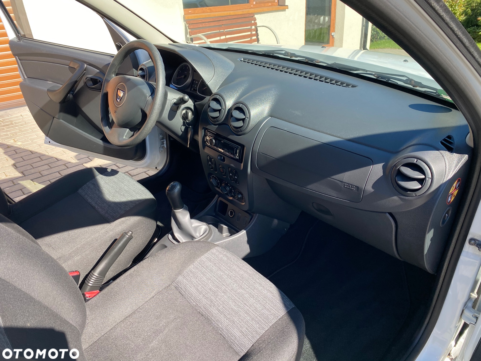 Dacia Duster 1.6 16V 4x2 Ambiance - 2