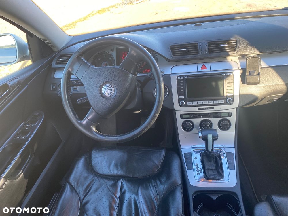 Volkswagen Passat 2.0 TDI Highline DSG - 4