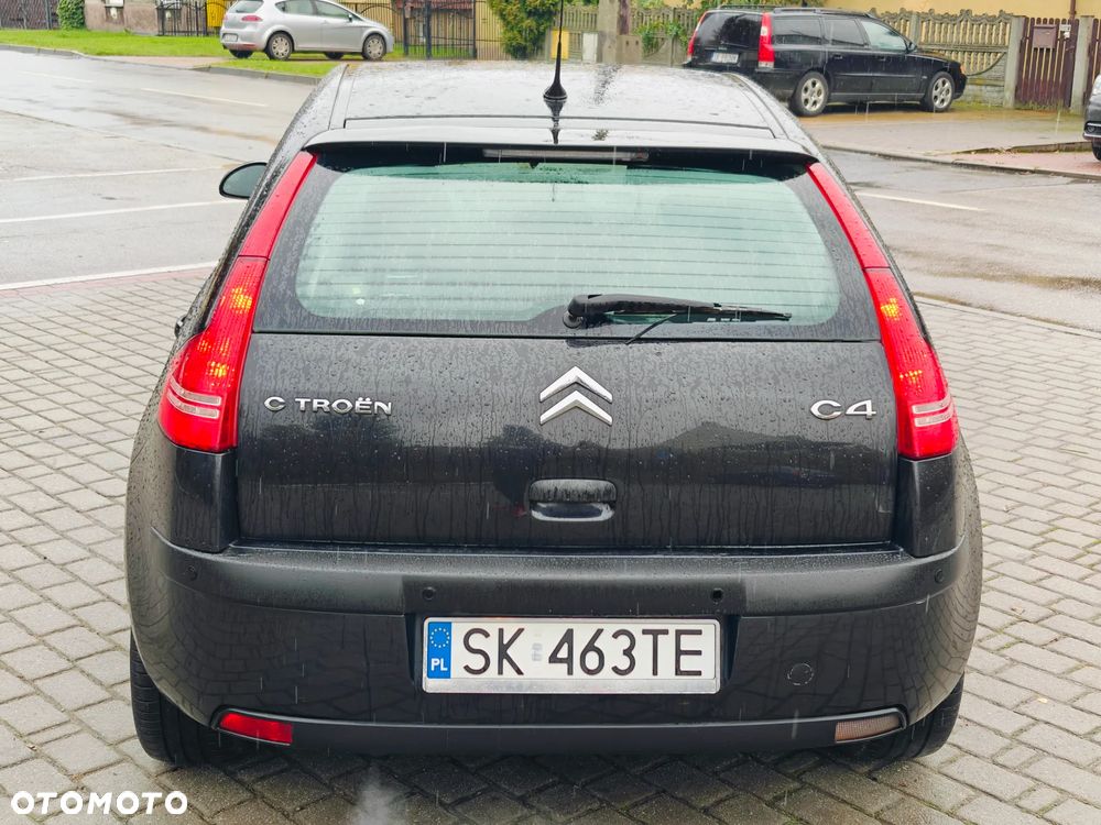 Citroën C4 1.6 16V Impress - 16