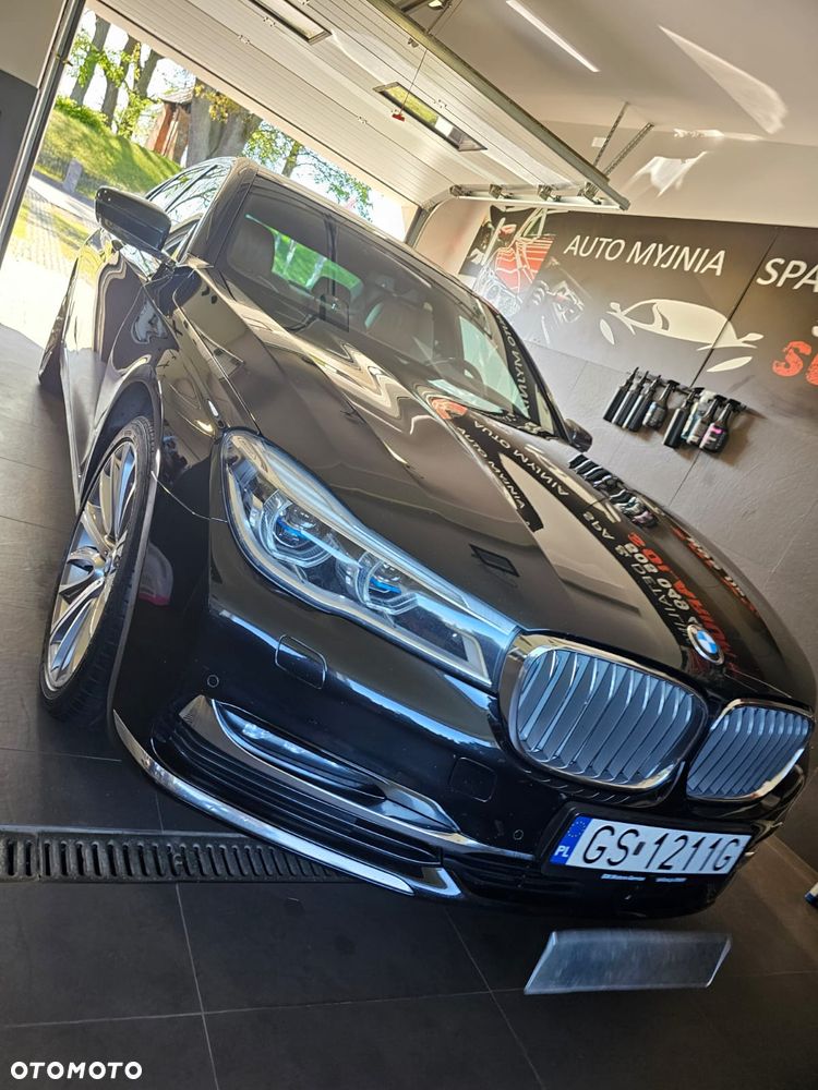 BMW Seria 7 730d xDrive - 11