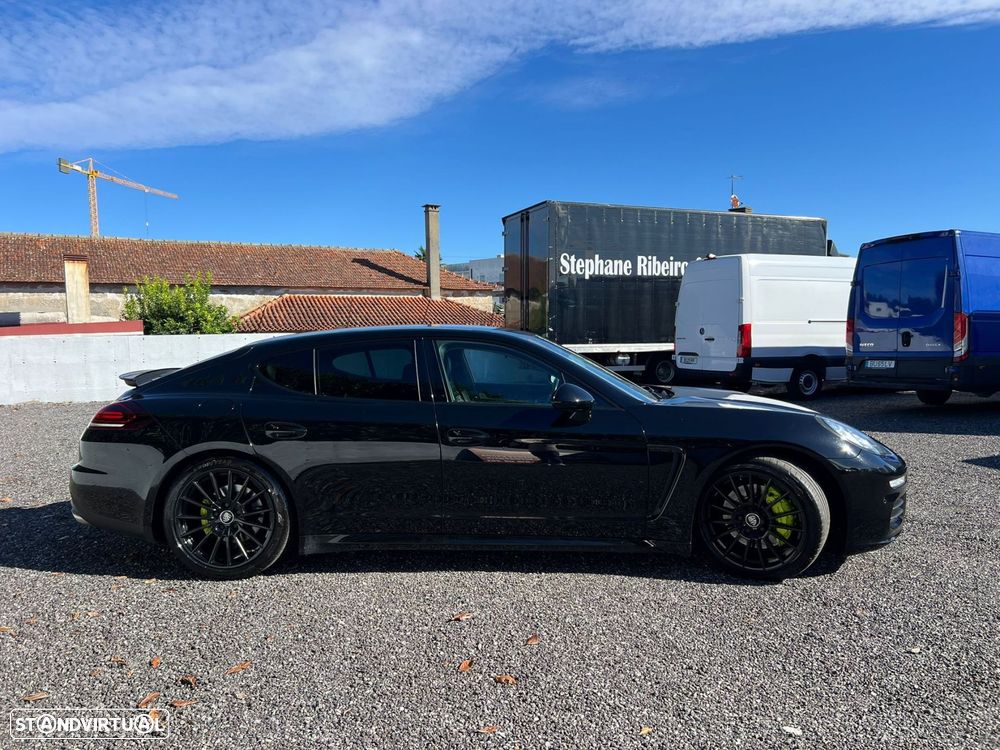 Porsche Panamera - 11
