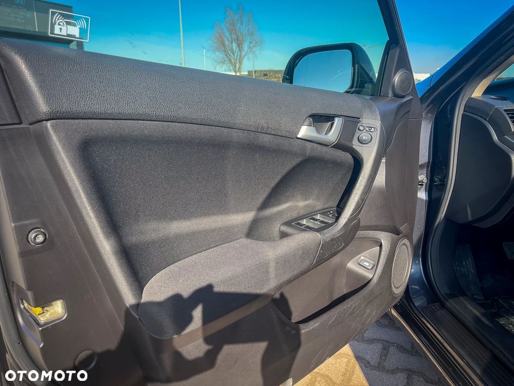 Honda Accord 2.0 Elegance - 12