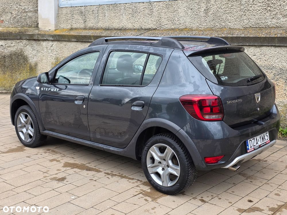 Dacia Sandero TCe 90 Laureate - 3