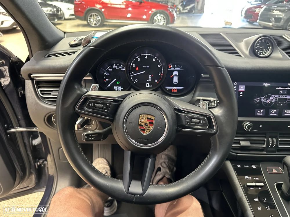 Porsche Macan T - 10