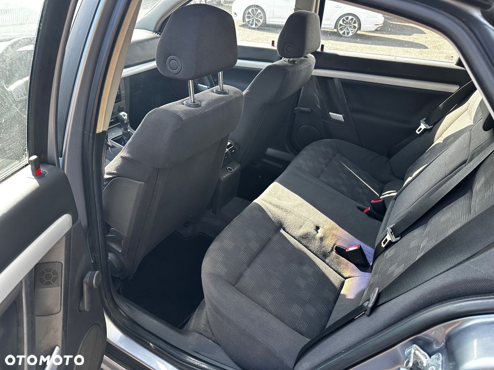 Opel Vectra - 12