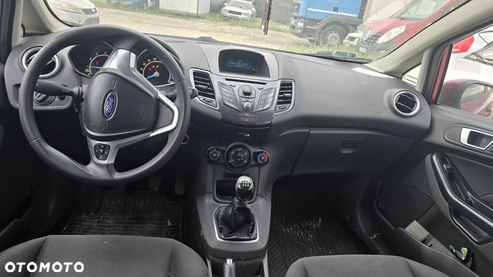 Ford Fiesta - 16