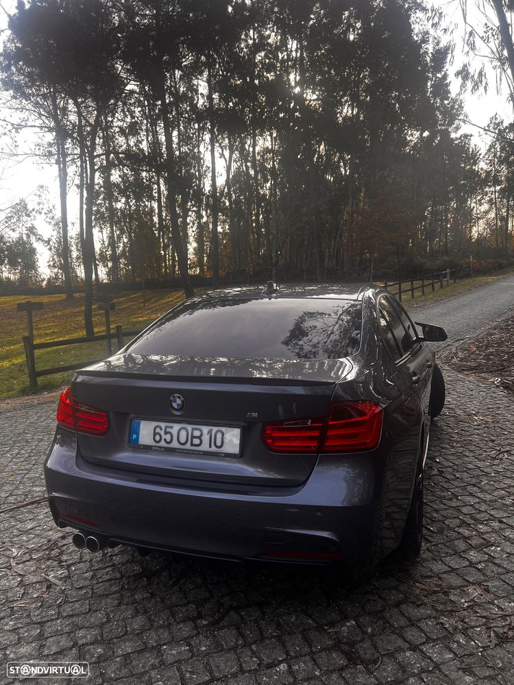 BMW 318 d Auto Pack M - 2