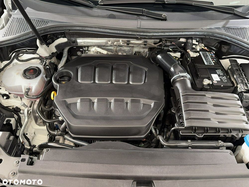 Volkswagen Tiguan - 31