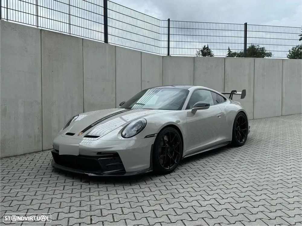 Porsche 911 (992) - 1