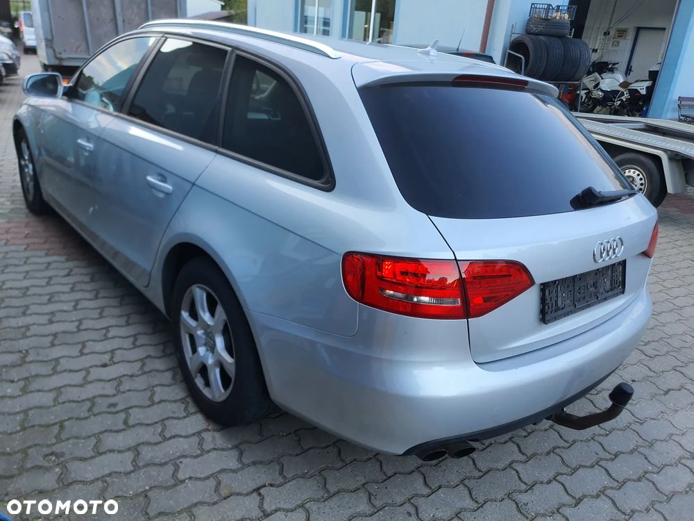 Audi A4 Avant 2.0 TDI Limited Edition - 2