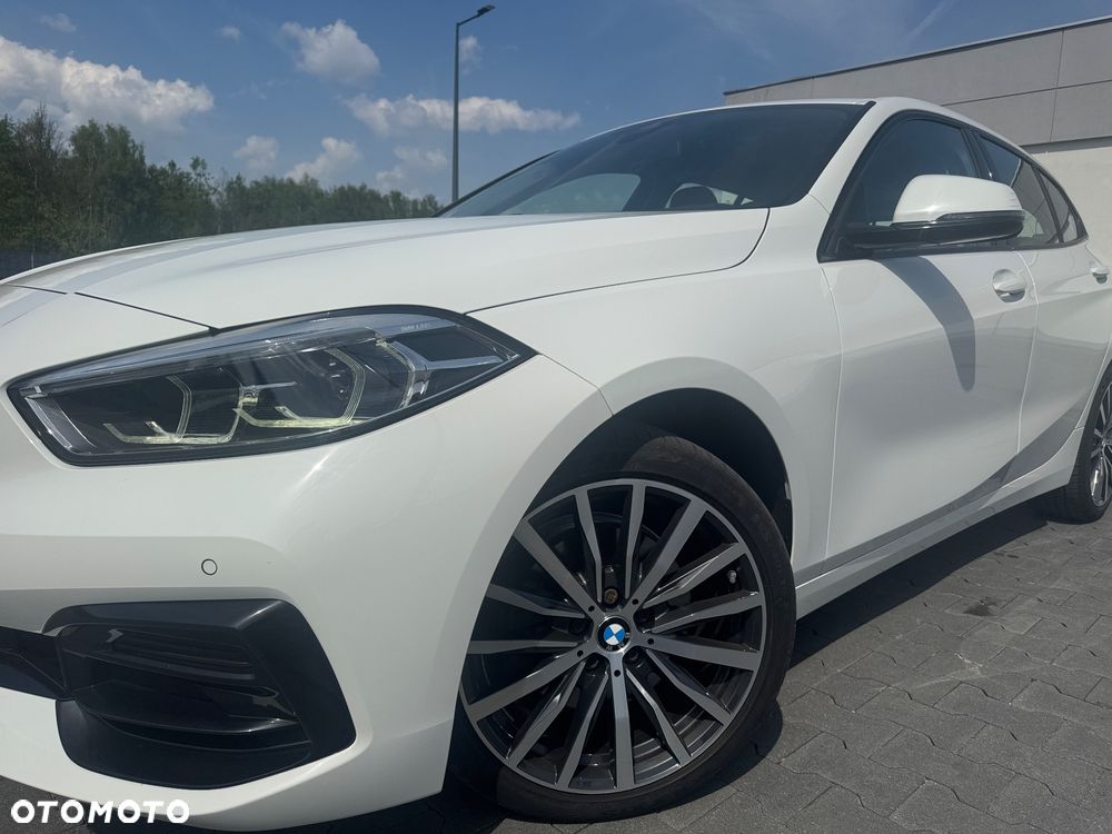 BMW Seria 1 118d Sport Line - 9