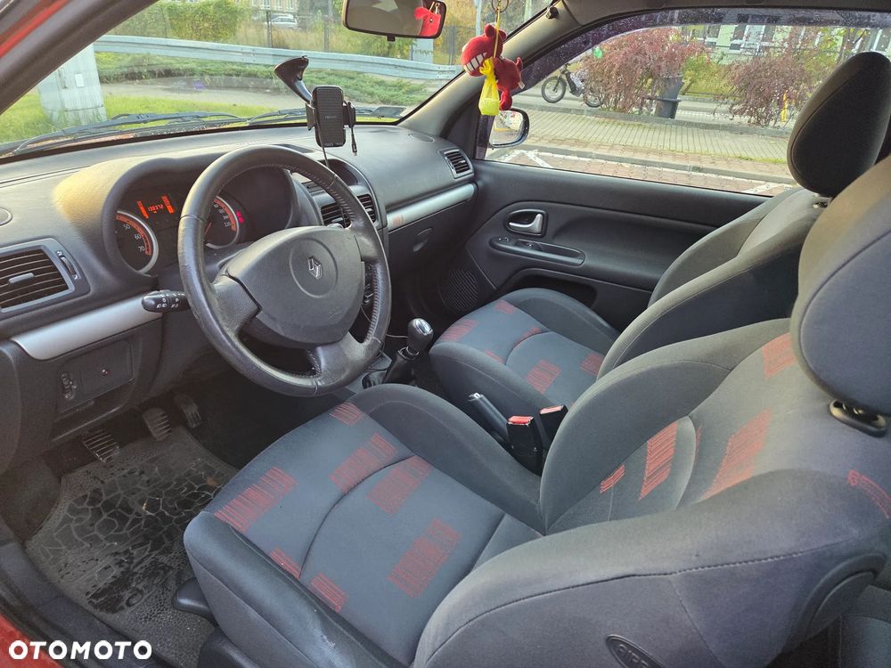 Renault Clio 1.4 Extreme - 8