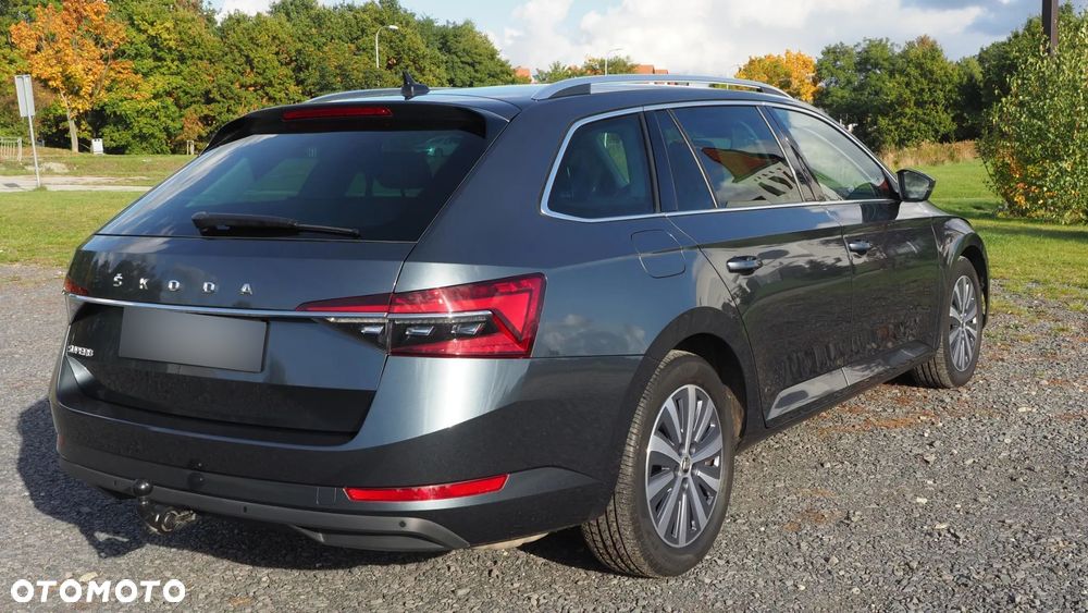 Skoda Superb 2.0 TSI Style DSG - 4