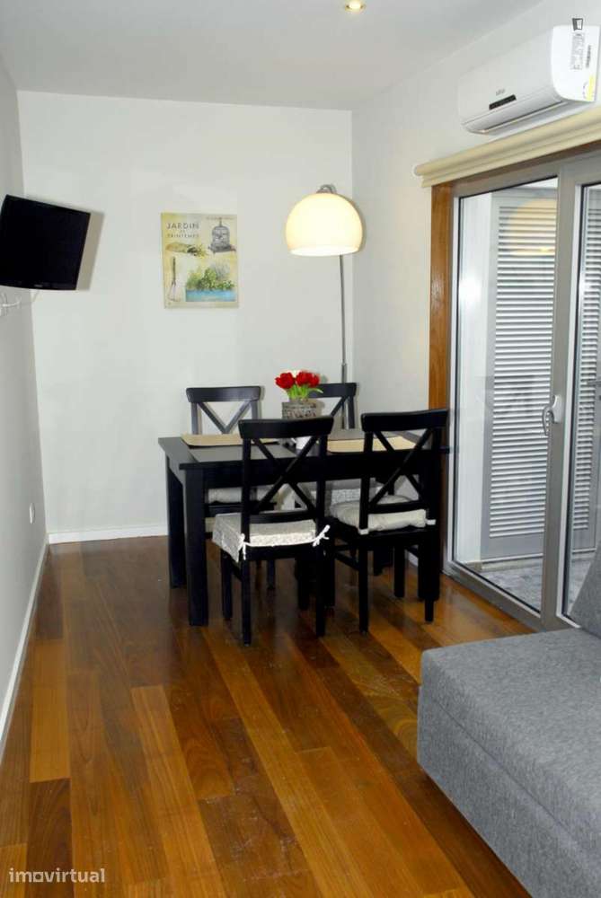 Apartamento com 1 quartos - localizado em Cedofeita Porto - Grande imagem: 5/14