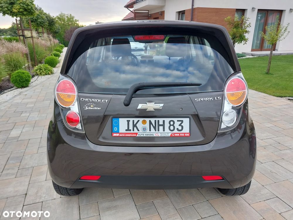 Chevrolet Spark 1.0 LS - 17