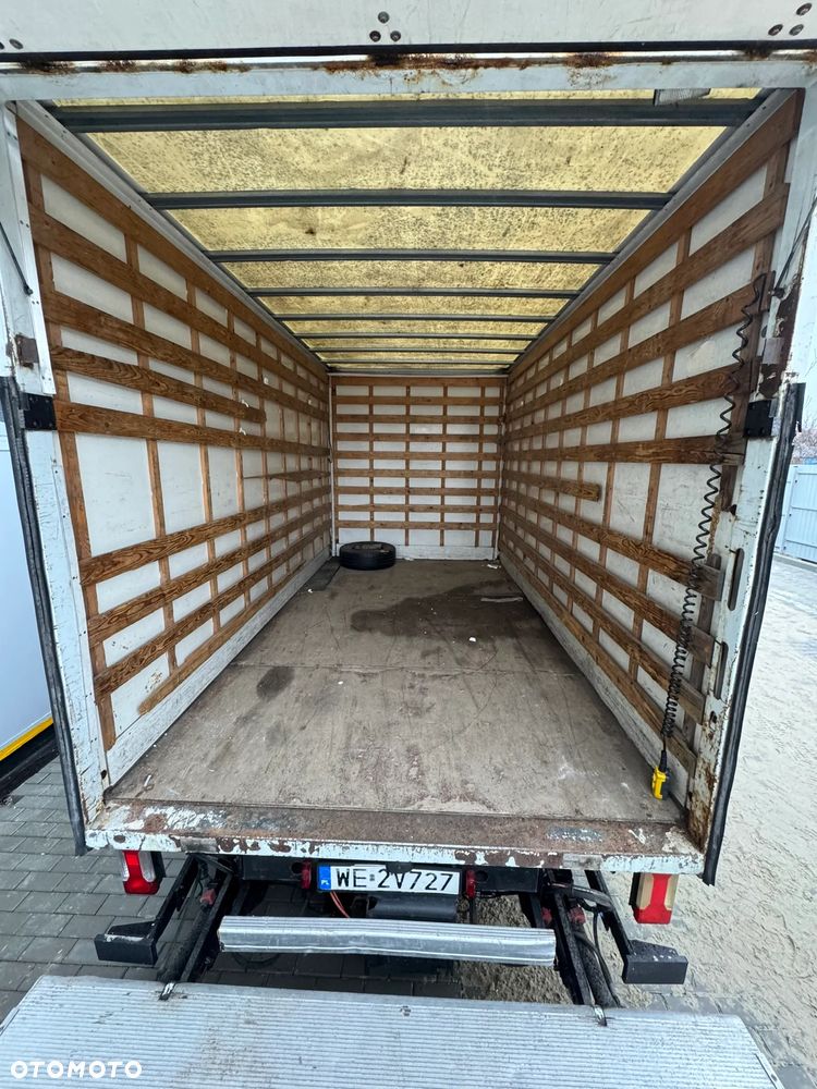 Nissan Interstar - 13