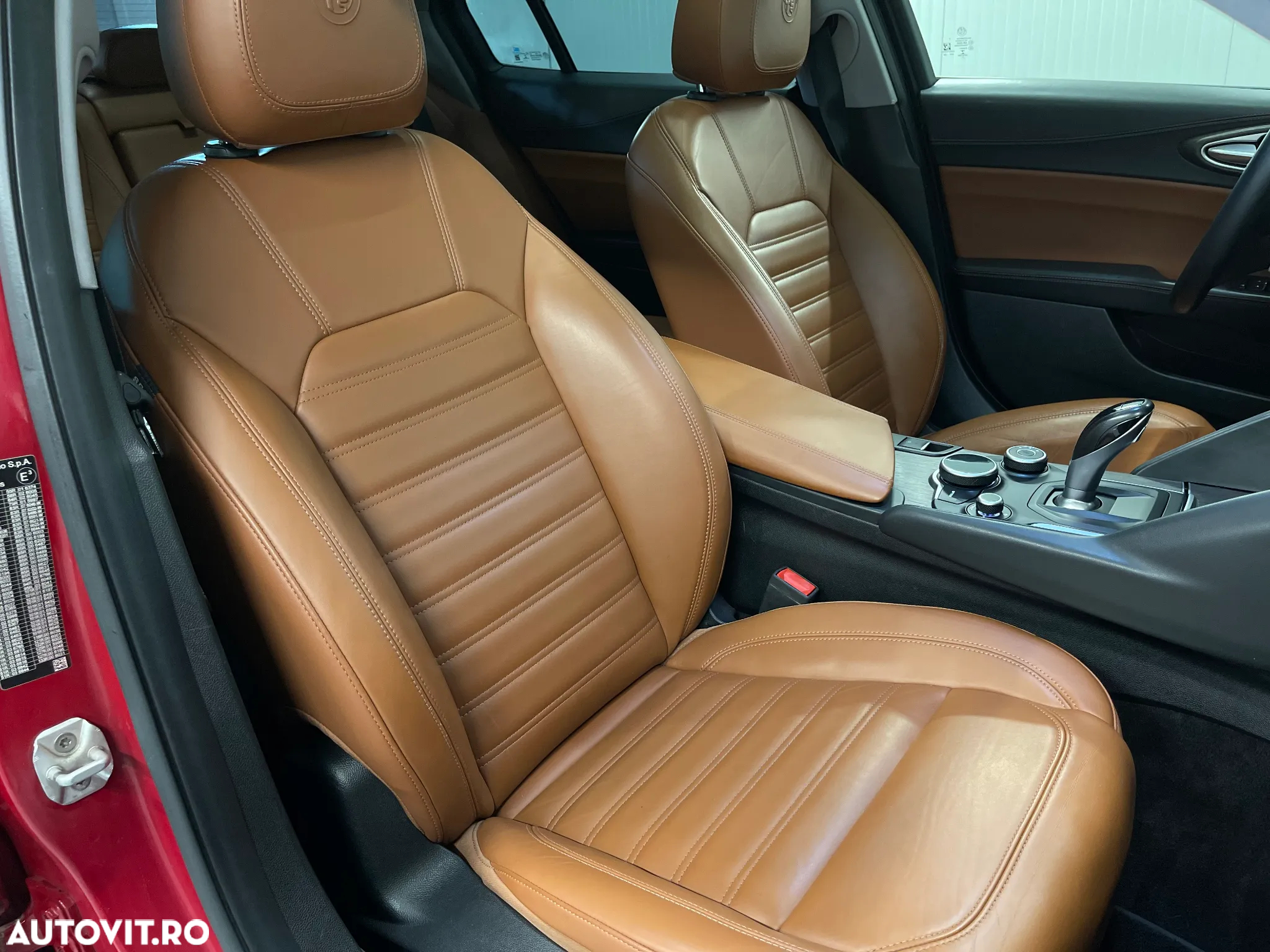 Alfa Romeo Giulia 2.0 Turbo AWD AT8 Veloce - 10