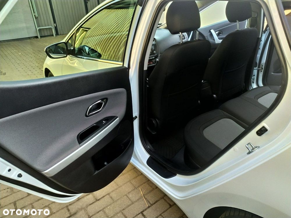 Kia Ceed 1.6 GDI L Business Line DCT - 20