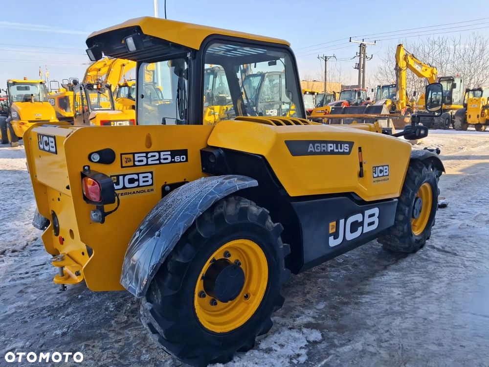 JCB 525-60 AG Plus - 13