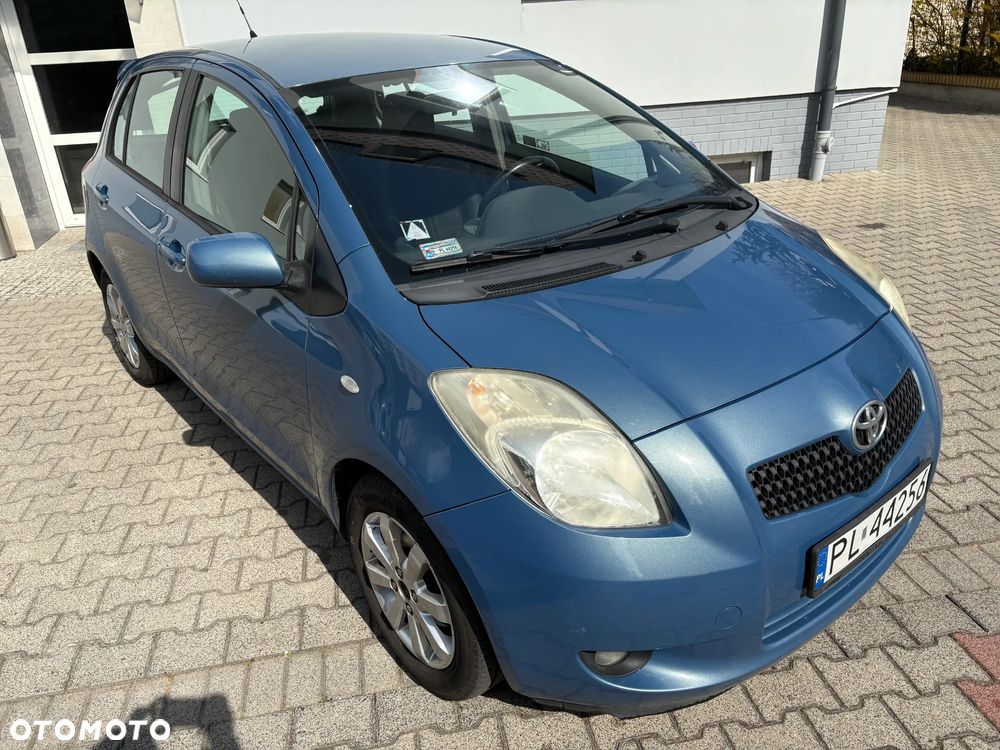 Toyota Yaris 1.3 Luna Premium - 3