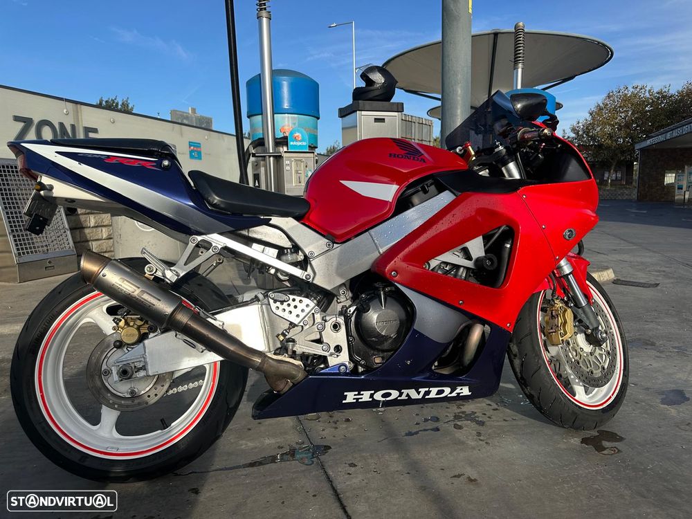Honda CBR - 4