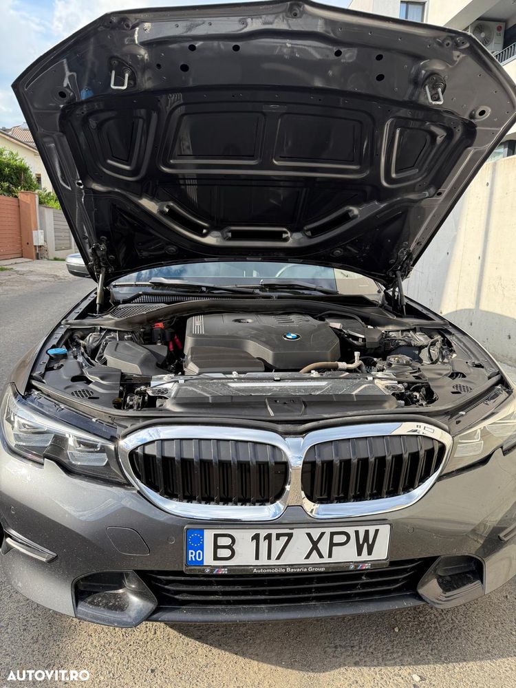 BMW Seria 3 320i xDrive Aut. - 6