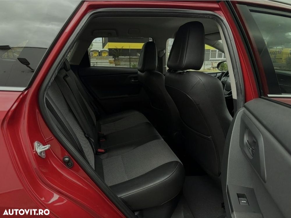 Toyota Auris 1.8 VVT-i Automatik Comfort - 7