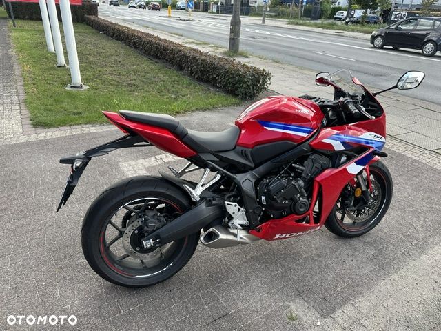 Honda CBR - 3