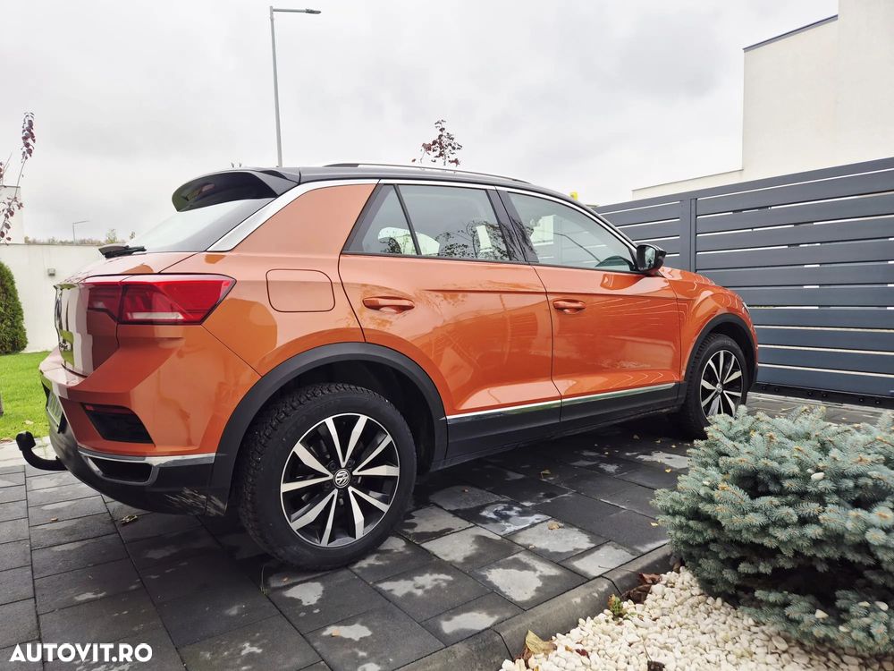 Volkswagen T-Roc - 3