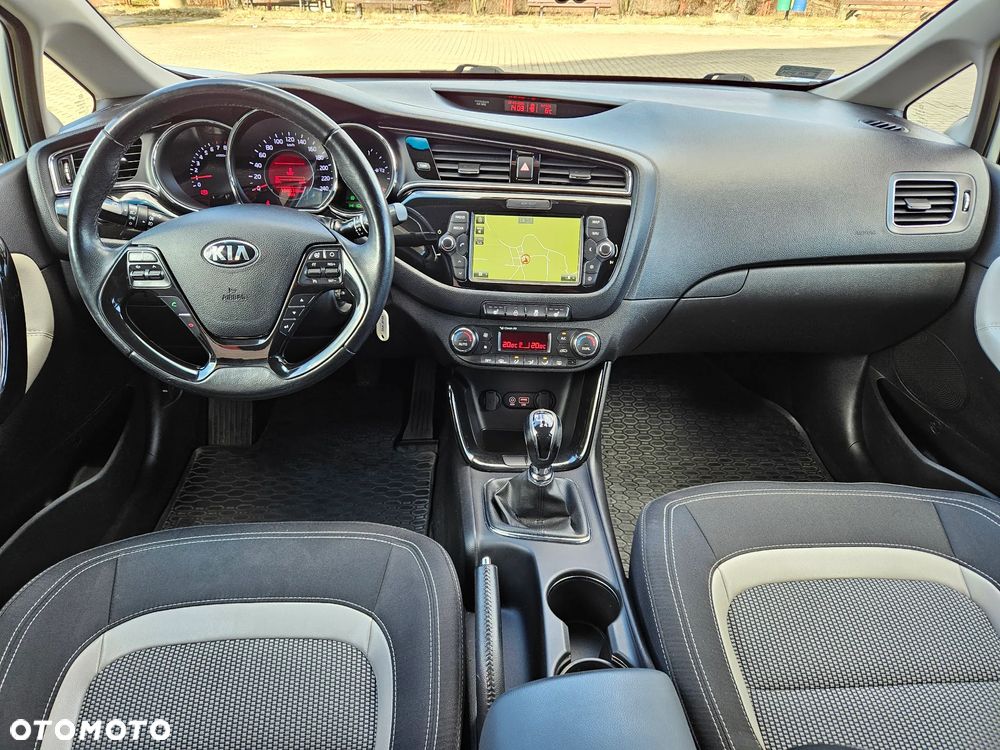 Kia Ceed 1.6 GDI L Business Line - 22