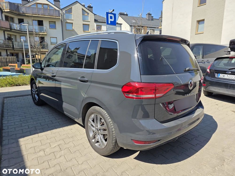 Volkswagen Touran 1.5 TSI EVO Highline - 3