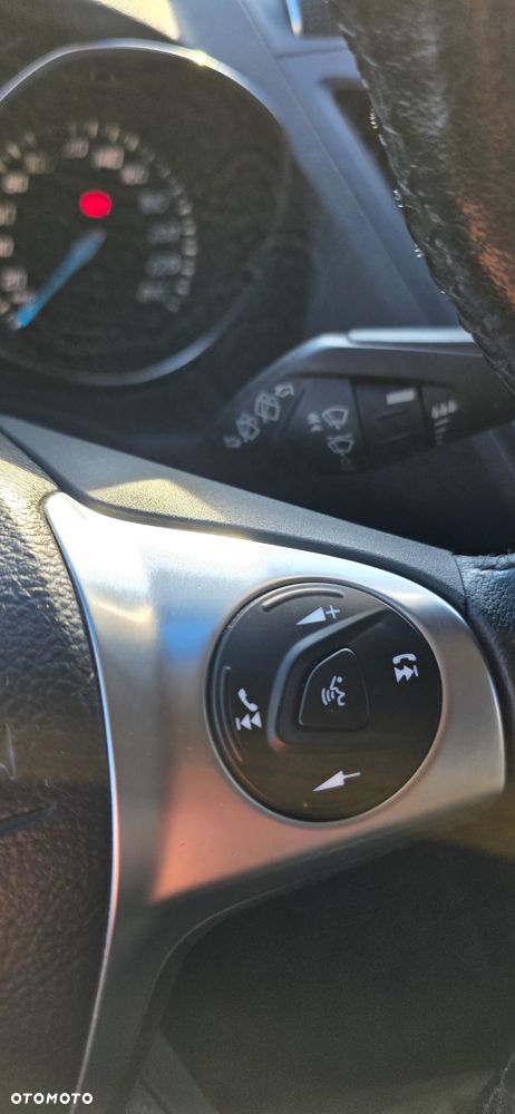 Ford Kuga 2.0 TDCi FWD Titanium - 22