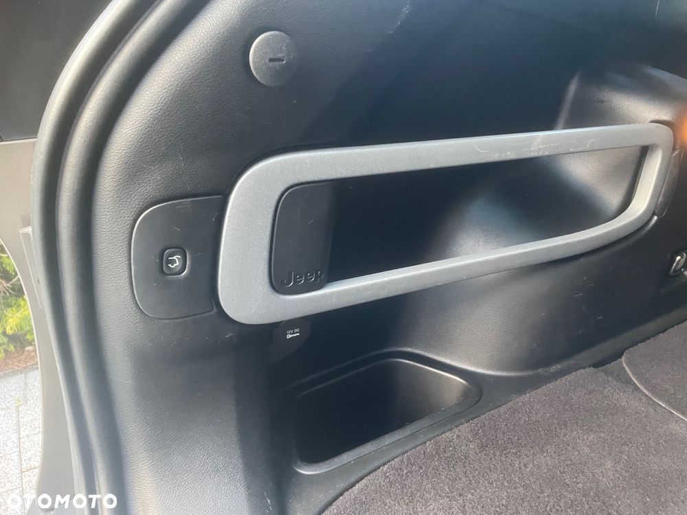 Jeep Cherokee 2.0 MJD 4x2 Longitude EU6 - 24