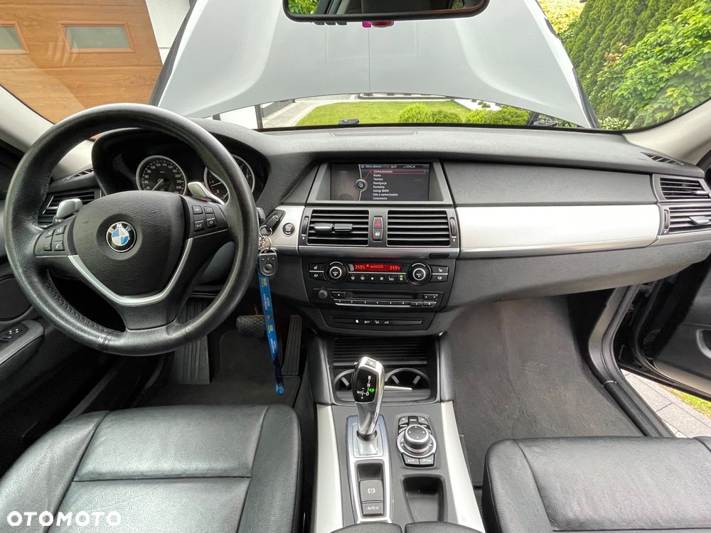 BMW X6 35i xDrive - 27