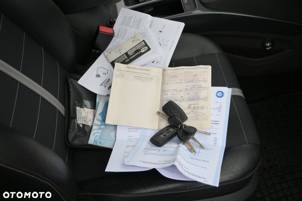 Ford Kuga 2.0 TDCi 4x4 Titanium - 35