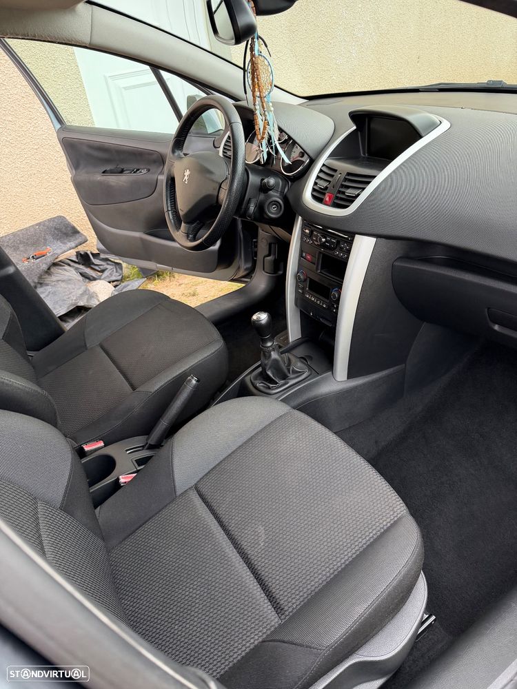 Peugeot 207 90 HDi FAP (Blue Lion) Premium - 10