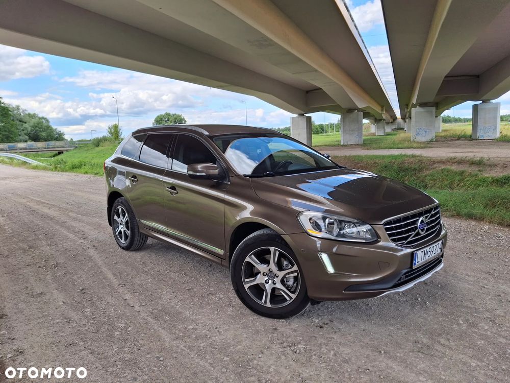Volvo XC 60 D4 Drive-E Momentum - 1