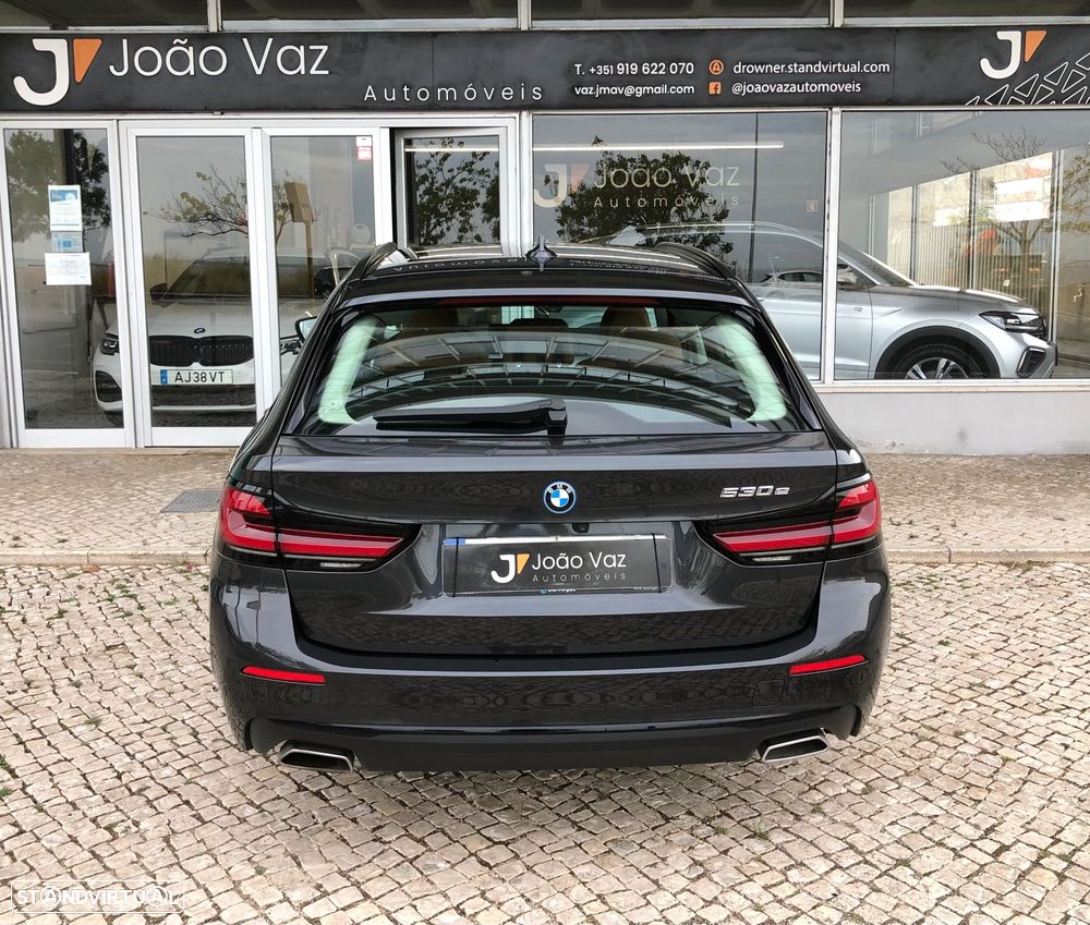 BMW 530 e Line Luxury - 9