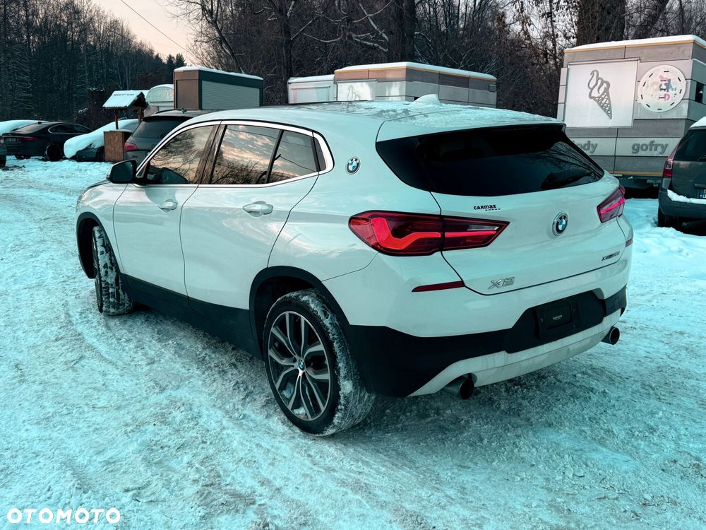 BMW X2 xDrive20i Advantage Plus - 4