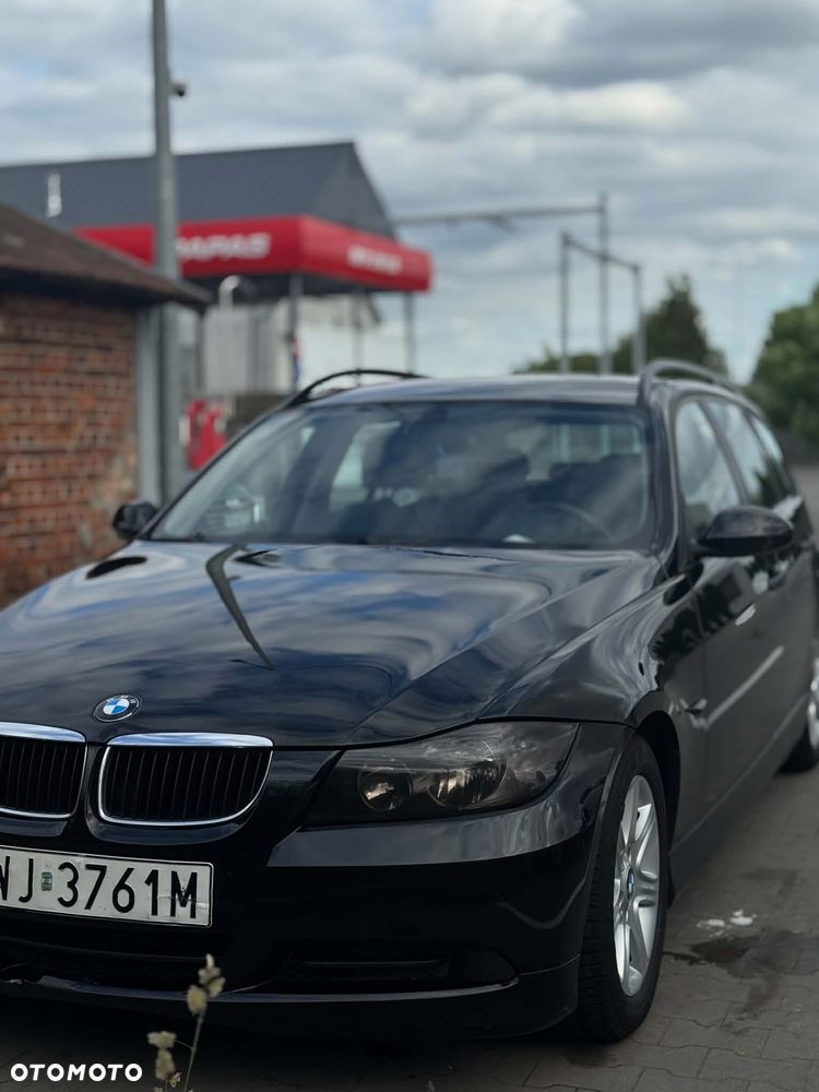 BMW Seria 3 - 1