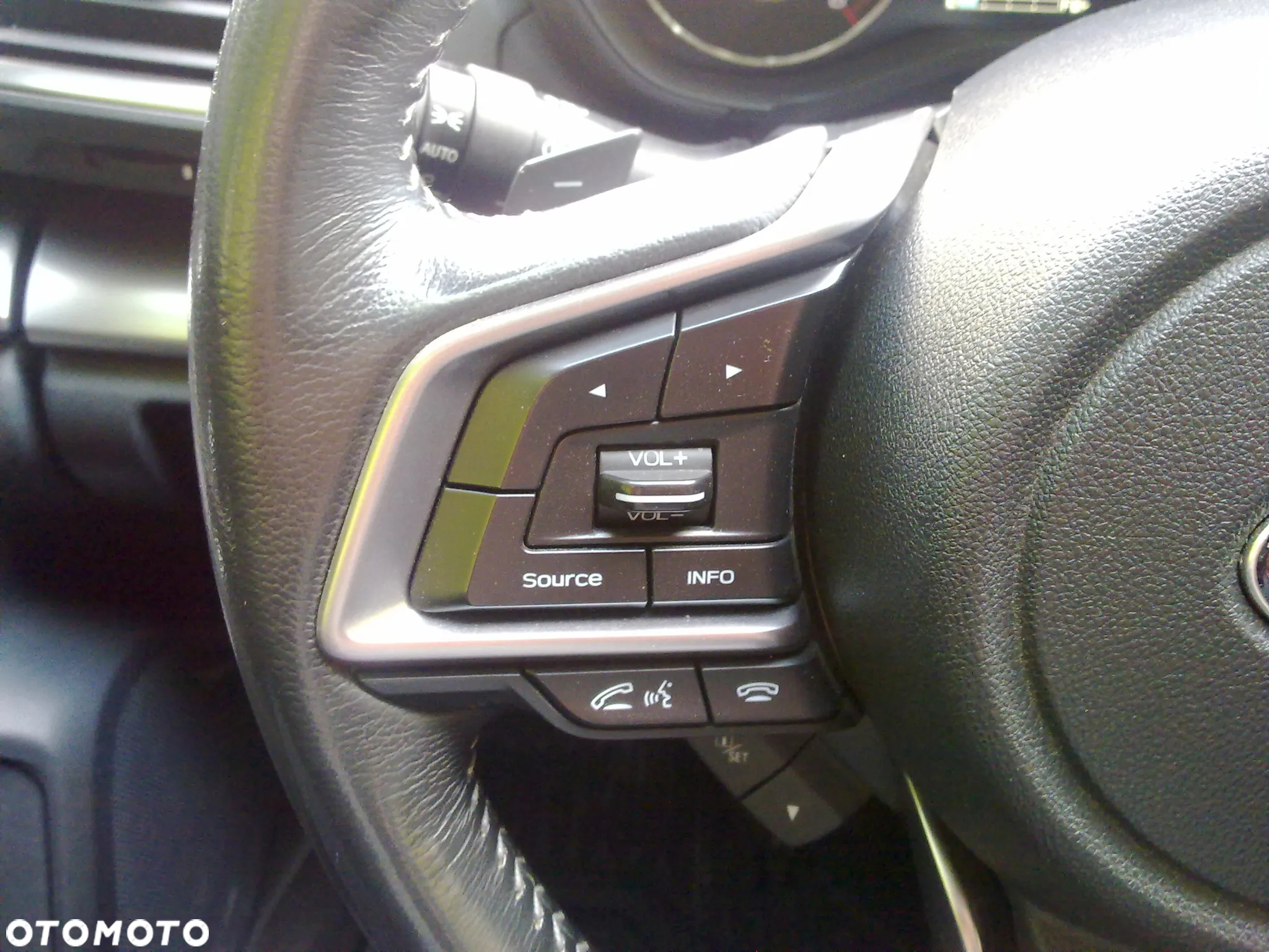 Subaru Impreza 2.0i Lineartronic Exclusive - 26