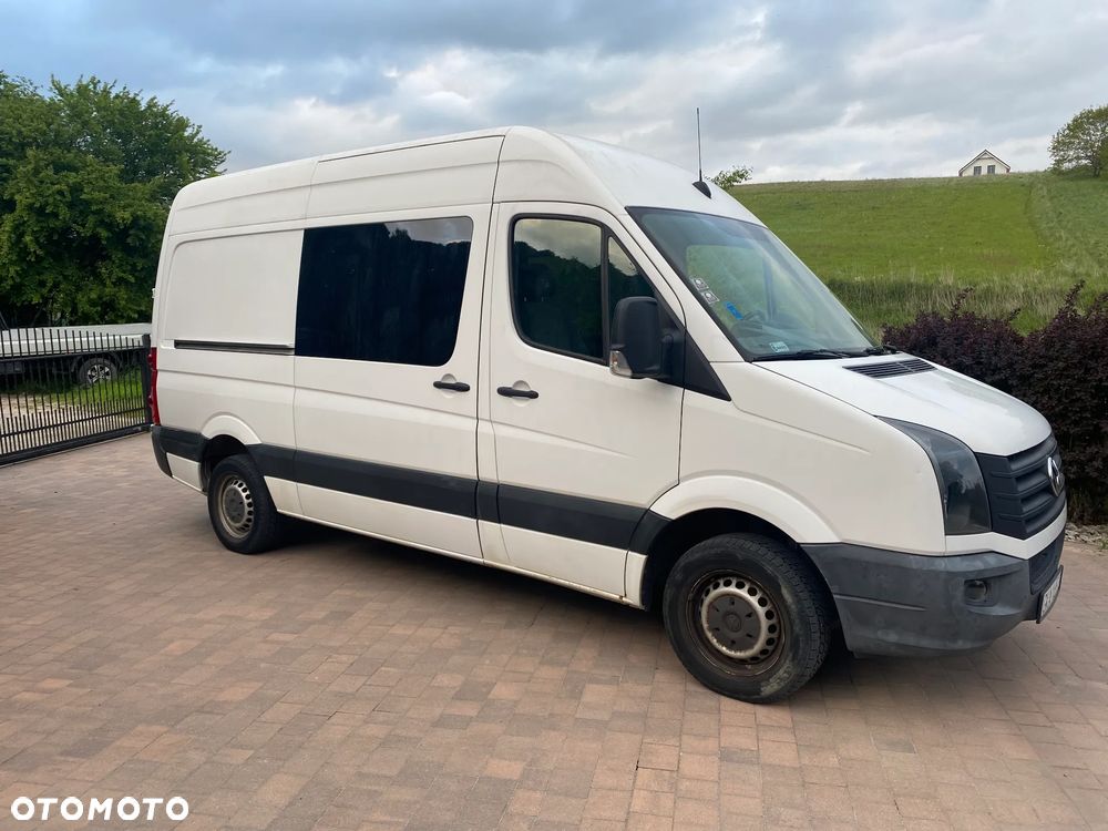 Volkswagen CRAFTER 2,0 TDI 6 osób + 2 motocykle - 6