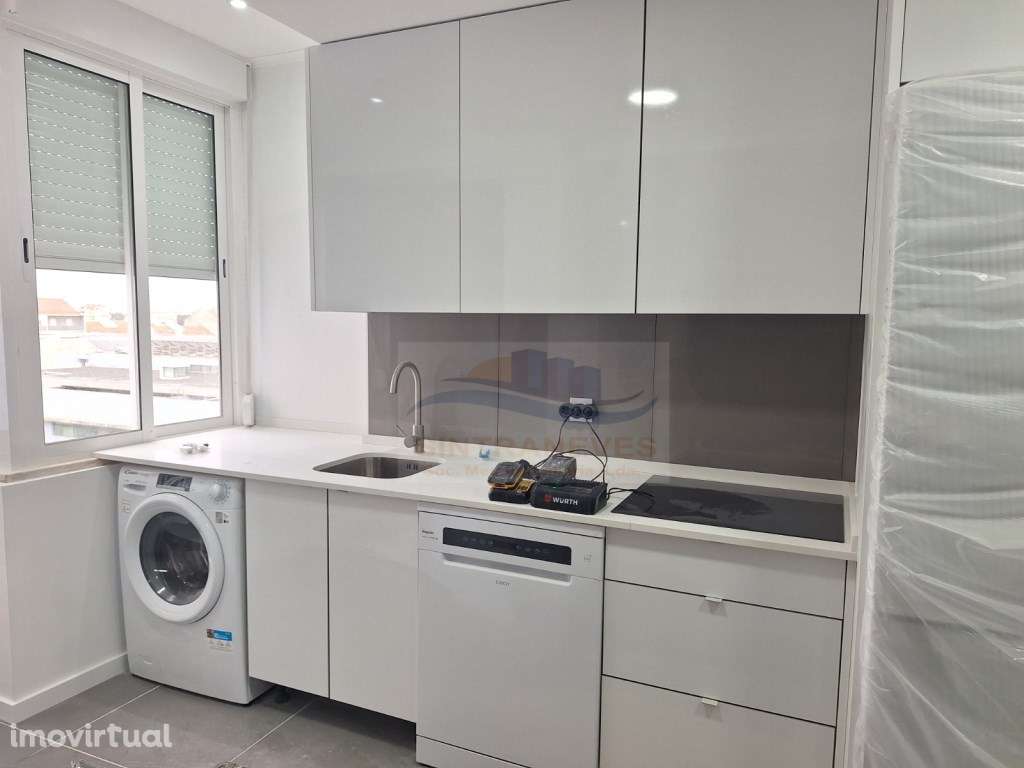 T3 totalmente remodelado com Áreas Amplas e Excelente Localização -... - Grande imagem: 2/11