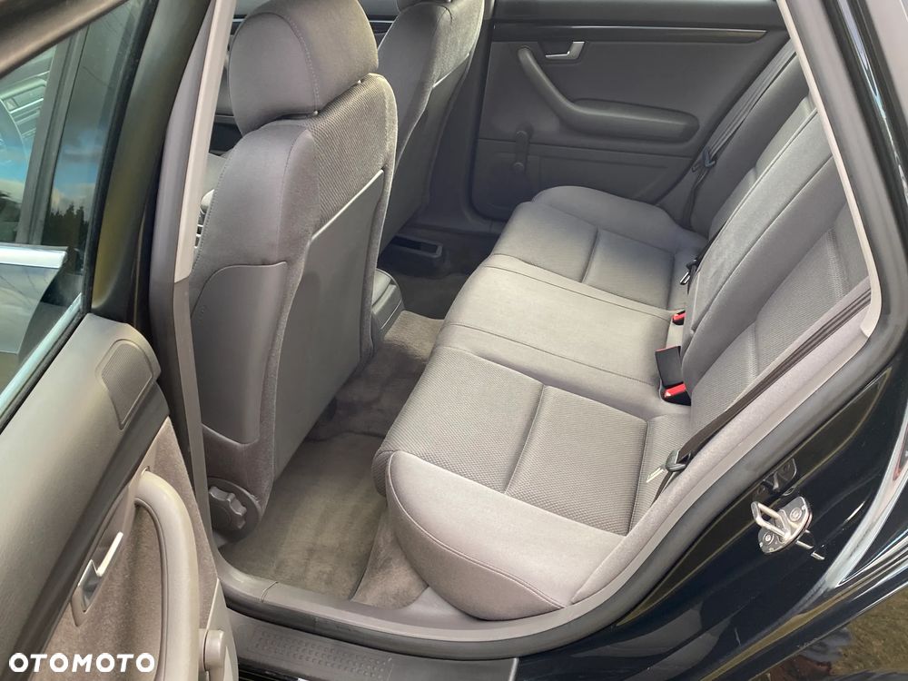 Audi A4 Avant 1.8T - 12