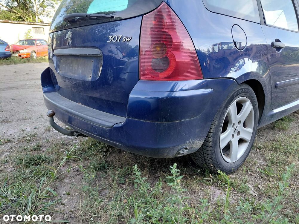 części PEUGEOT 307 SW EGED kombi 2.0 benzyna 2003r. LAMPA tył prawa lewa - 2