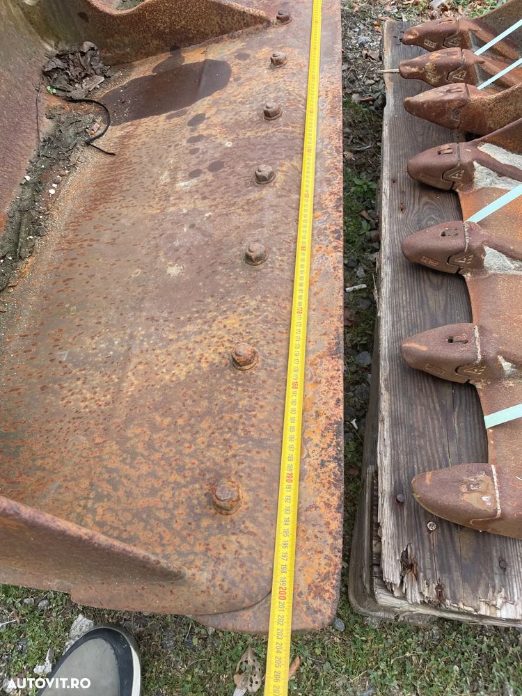 Cupa Taluz cu Inclinare Hidraulica latime de 2000 mm pentru excavatoare de 18-25 tone - 5