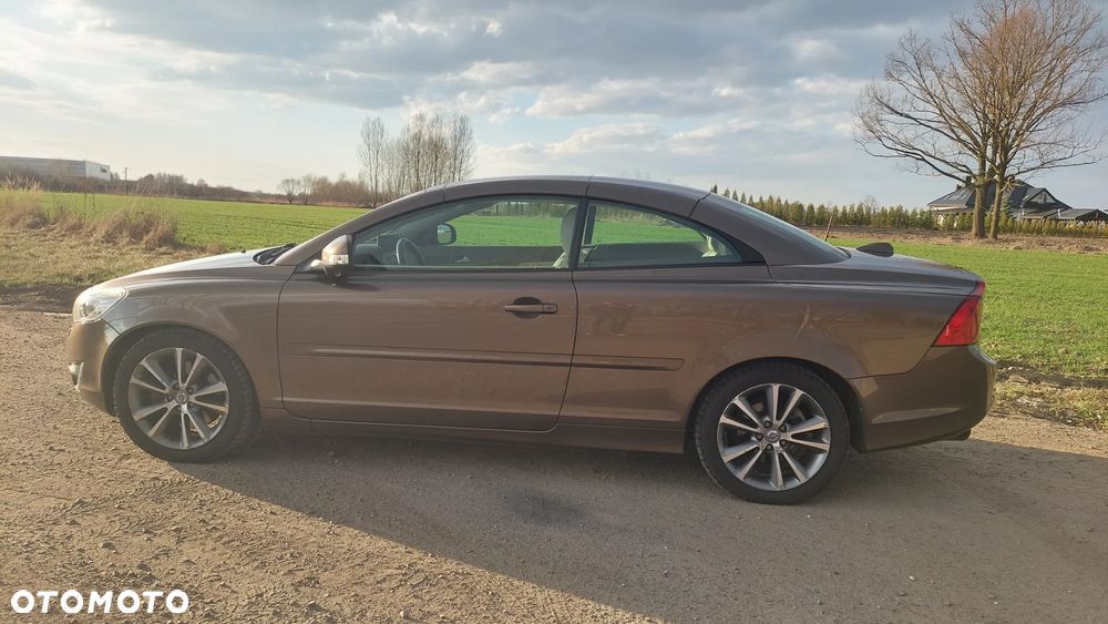 Volvo C70 D3 Summum - 19