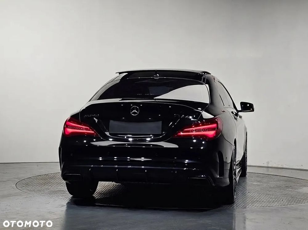 Mercedes-Benz CLA - 5
