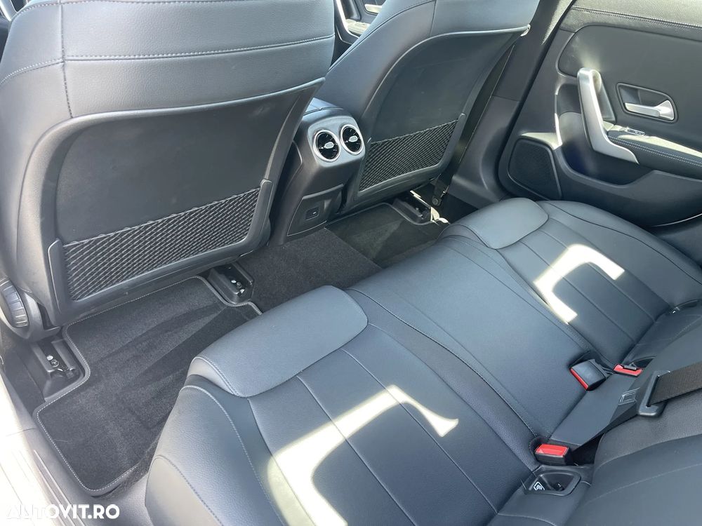Mercedes-Benz CLA 180 - 21
