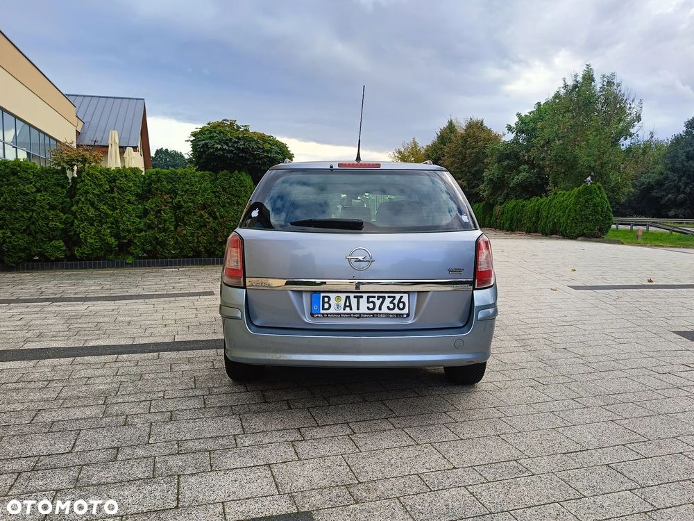 Opel Astra 1.6 Elegance Easytronic - 4